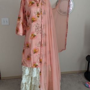 Brand New Indian/Pakistani Sharara suit dr…